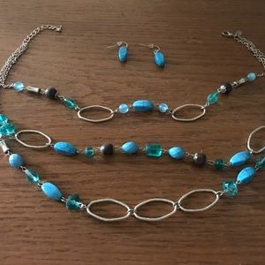 💰SOLD💰 Charming Charlie - Necklace & Earrings Set